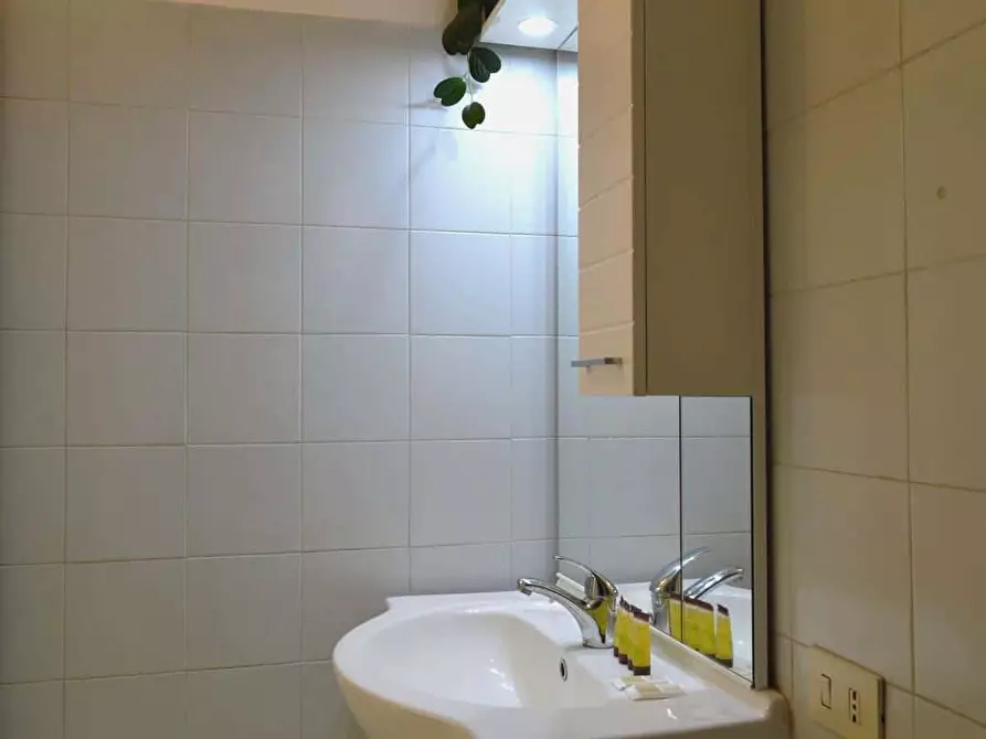 Immagine 15 di Appartamento in affitto  in Via di Sant'Agata de Goti2 a Roma