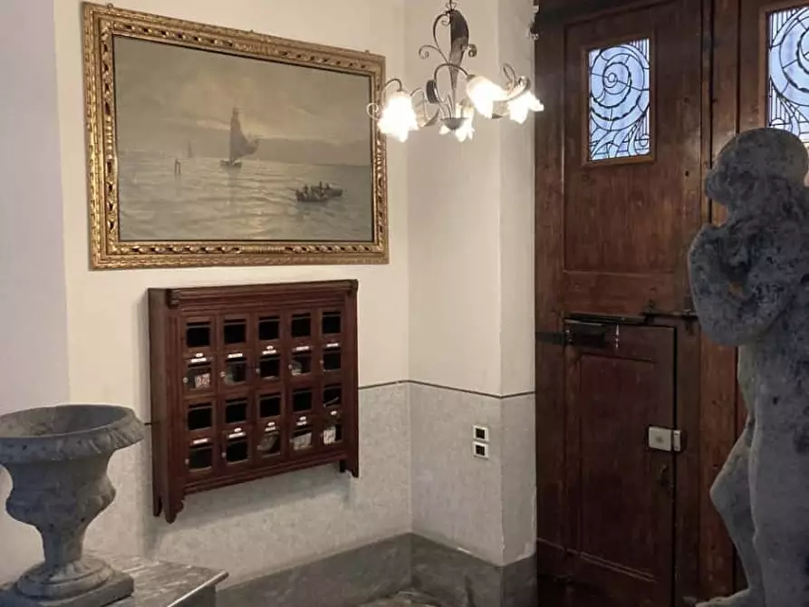 Immagine 25 di Appartamento in affitto  in Via San Giovanni alla Paglia15 a Milano