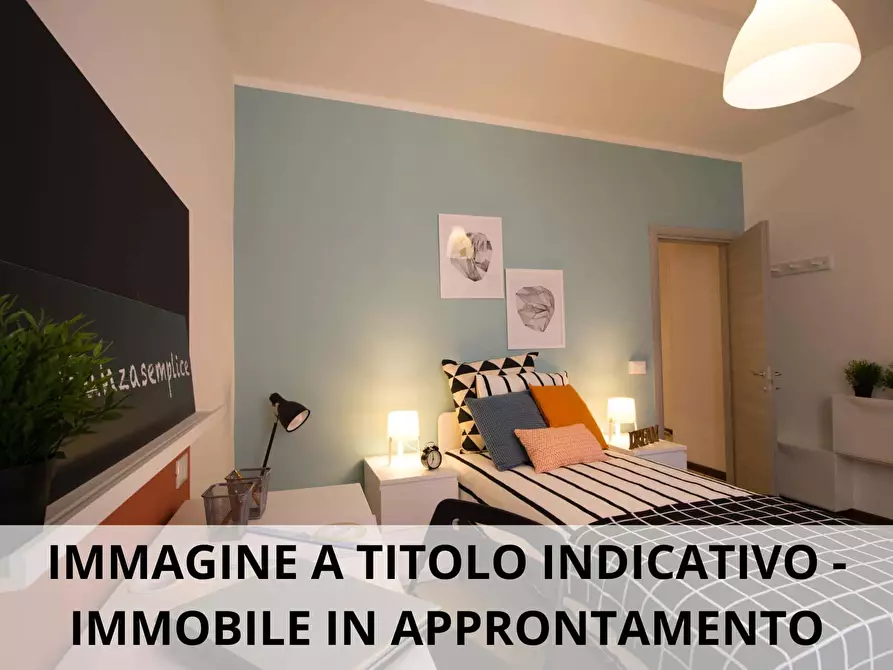 Immagine 1 di Camera in affitto  in Mura di Porta Galliera13 a Bologna