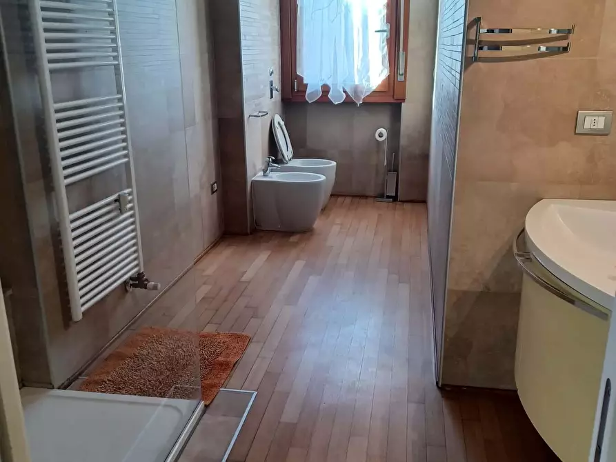 Immagine 11 di Camera in affitto  in Via Amerigo Vespucci11 a Cologno Monzese