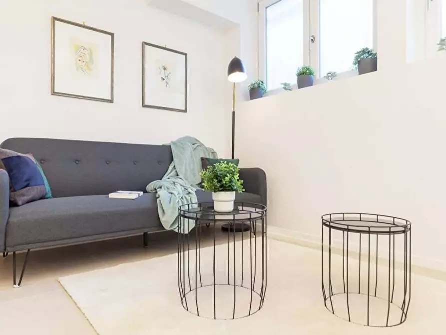 Immagine 1 di Appartamento in affitto  in Via Val Strona6 a Milano