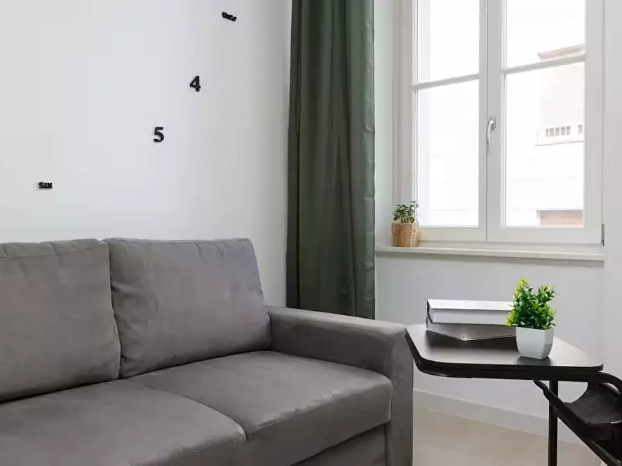 Immagine 1 di Appartamento in affitto  in Via degli Artisti3a a Trieste