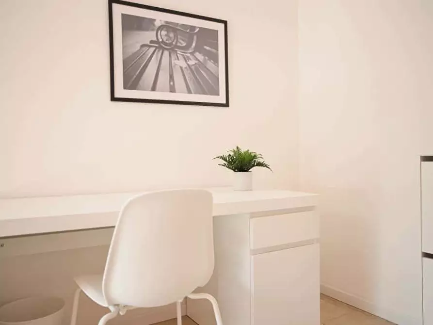 Immagine 7 di Camera in affitto  in Via Maniago2 a Milano