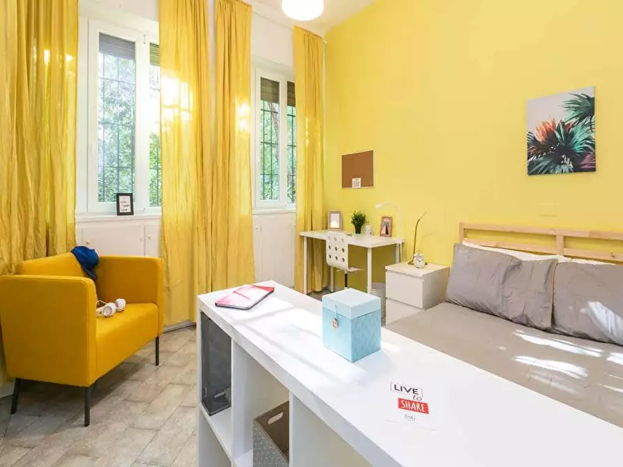 Immagine 9 di Camera in affitto  in Corso San Gottardo40 a Milano