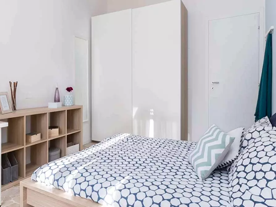 Immagine 6 di Camera in affitto  in Largo Cavalieri di Malta6 a Milano