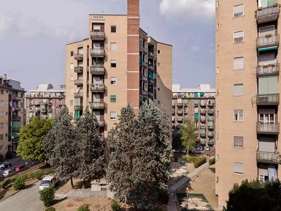 Immagine 41 di Camera in affitto  in Via dei Mandorli6 a Buccinasco