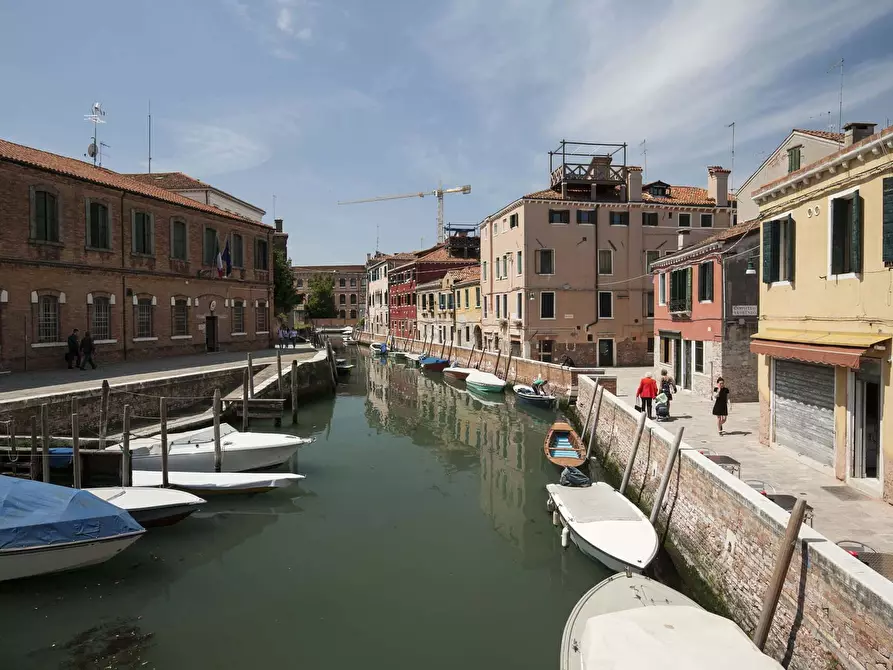 Immagine 25 di Appartamento in affitto  in Calle Larga Santa Marta2155 a Venezia