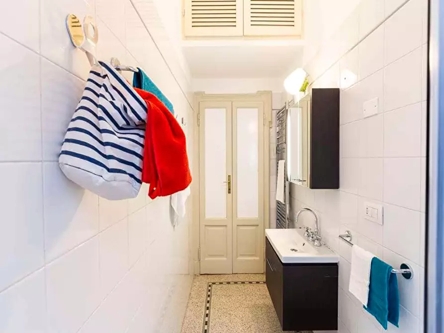 Immagine 9 di Camera in affitto  in Via Spalato5 a Milano