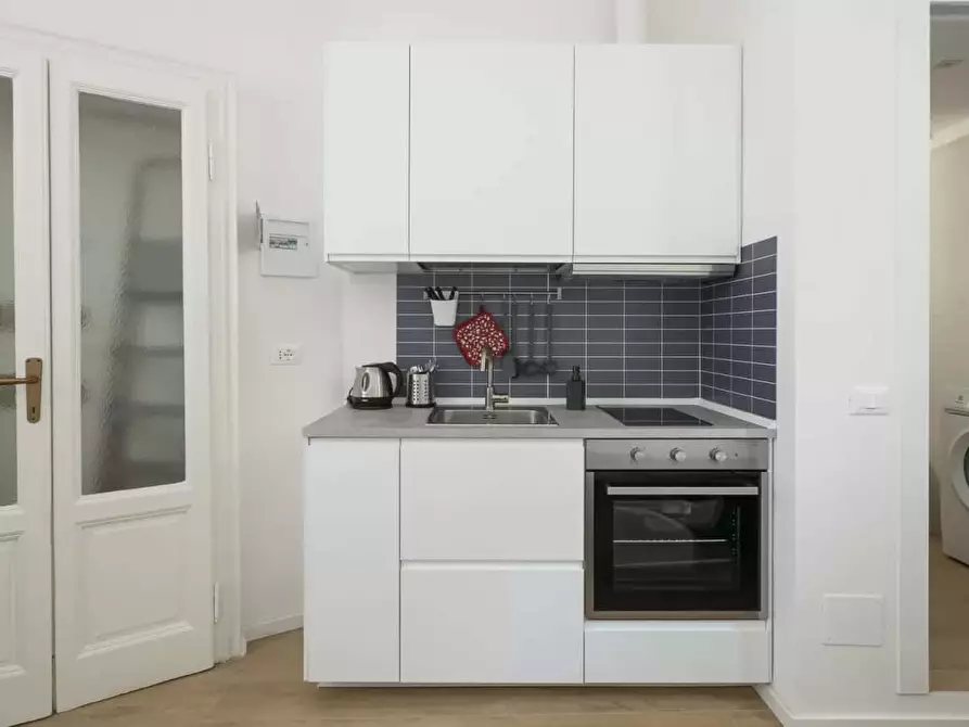 Immagine 6 di Appartamento in affitto  in Via Accademia53 a Milano