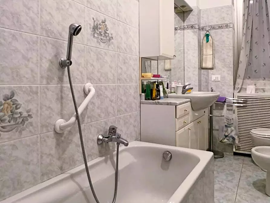 Immagine 24 di Appartamento in affitto  in Alzaia Naviglio Pavese a Milano