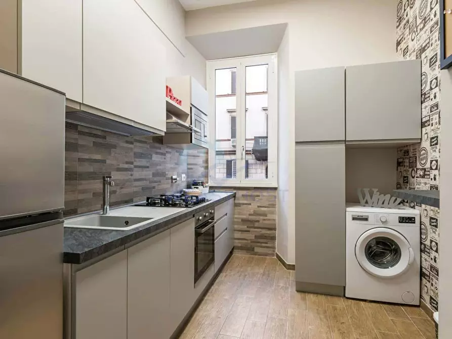 Immagine 6 di Appartamento in affitto  in Via Francesco Caracciolo10 a Roma