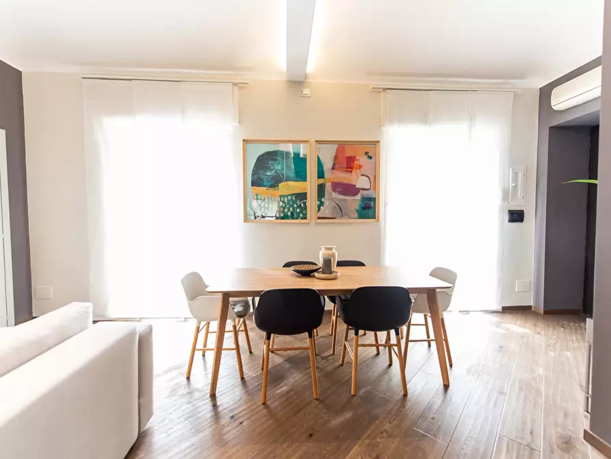 Immagine 13 di Appartamento in affitto  in Via Cesare Balbo33 a Torino