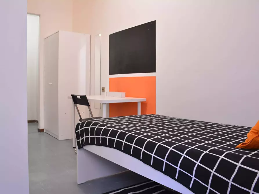 Immagine 2 di Camera in affitto  in Via Tigellio20 a Cagliari