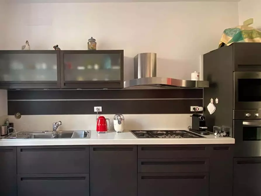 Immagine 31 di Appartamento in affitto  in Via Giuseppe Andreoli2 a Roma