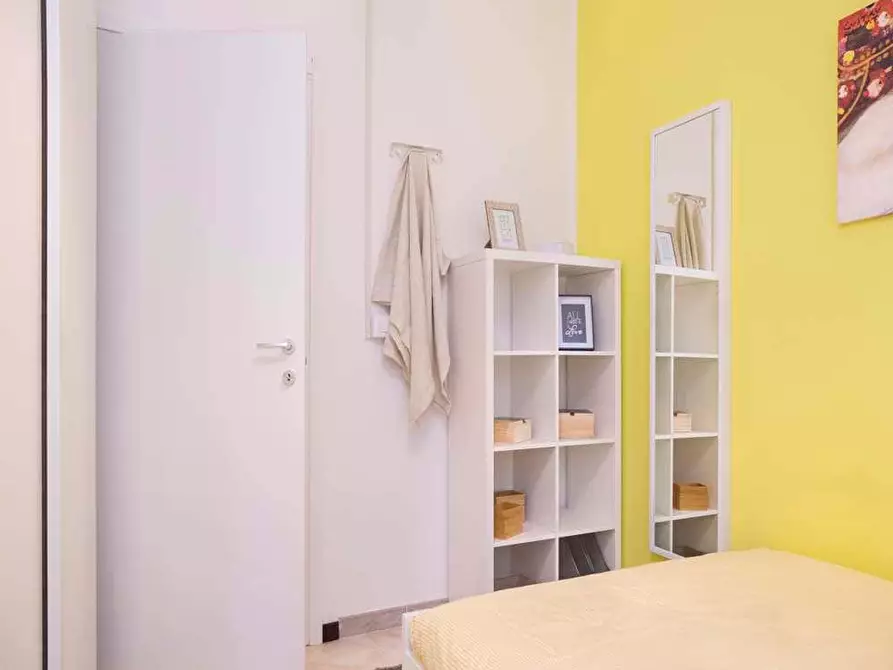 Immagine 3 di Camera in affitto  in Via Salvatore Barzilai9 a Milano