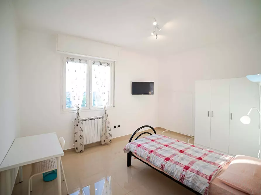 Immagine 2 di Camera in affitto  in Via Alessandro Litta Modignani103 a Milano
