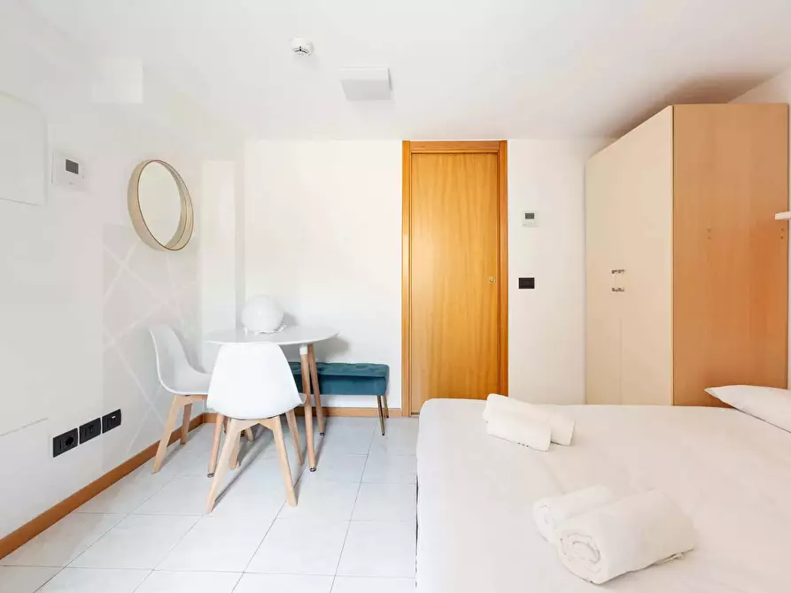 Immagine 10 di Appartamento in affitto  in Corso Magenta25 a Milano