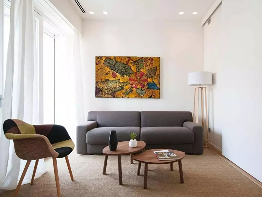 Immagine 15 di Appartamento in affitto  in Piazza Santa Maria Beltrade1 a Milano