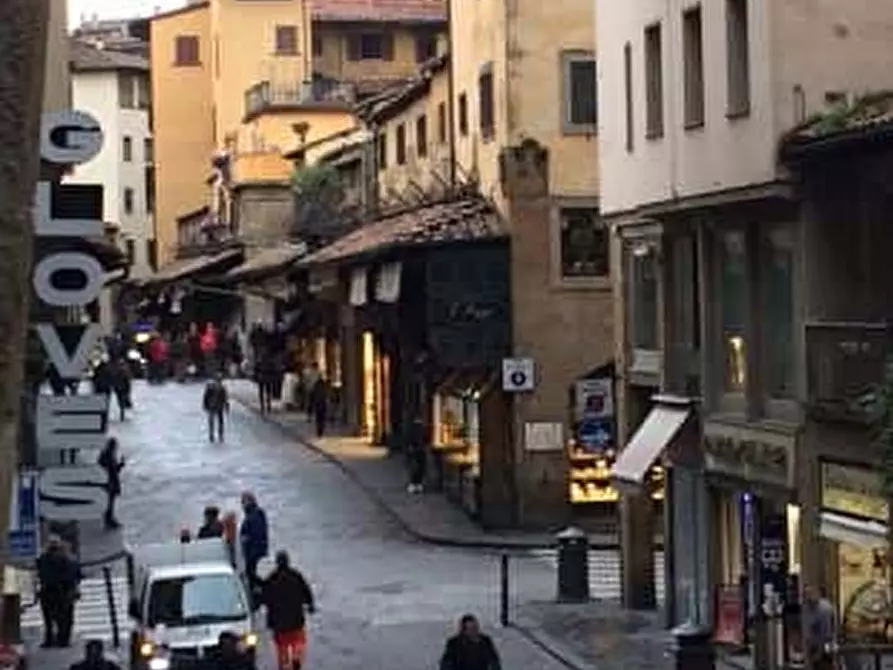 Immagine 5 di Appartamento in affitto  in Piazza di Santo Stefano2 a Firenze