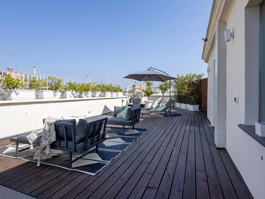 Immagine 41 di Appartamento in affitto  in Via Torino7 a Roma