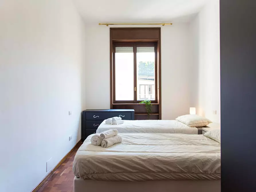 Immagine 10 di Appartamento in affitto  in Via Durini a Milano
