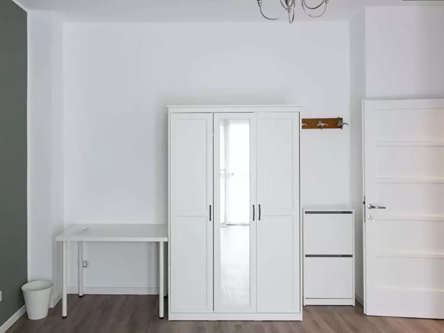 Immagine 5 di Camera in affitto  in Via Angelo Inganni64 a Milano