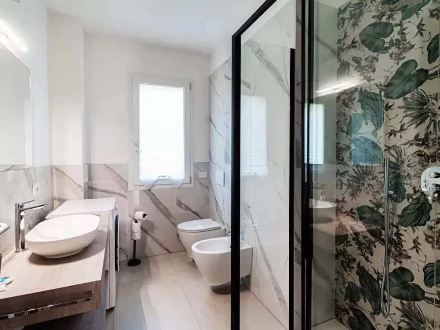 Immagine 25 di Appartamento in affitto  in Via Bellinzona52 a Como