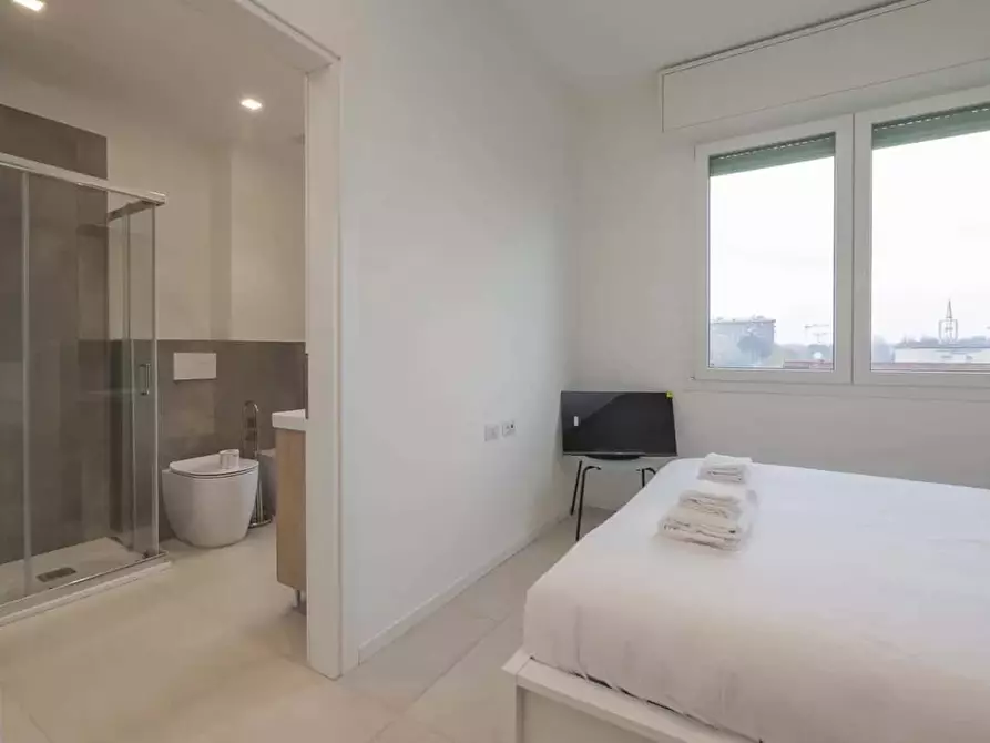 Immagine 34 di Appartamento in affitto  in Via Lodovico Il Moro114 a Milano