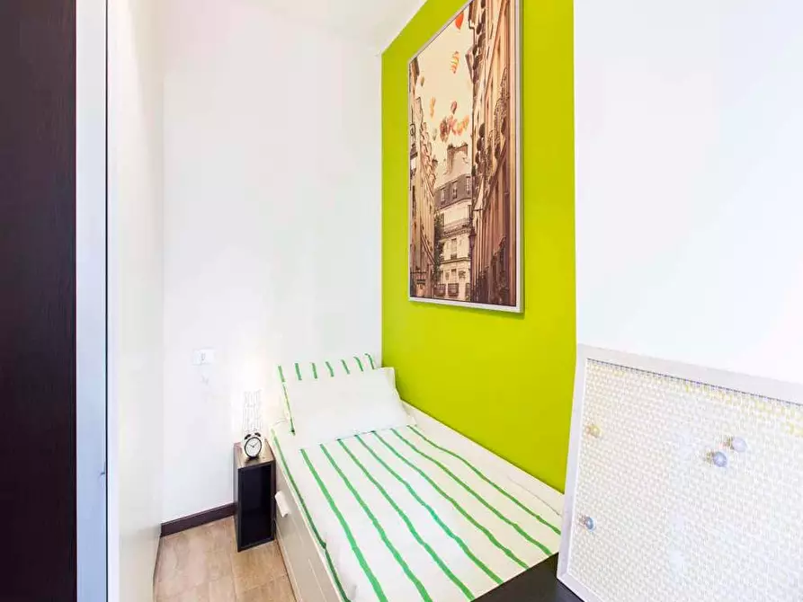 Immagine 2 di Camera in affitto  in Via Moncalvo29 a Milano