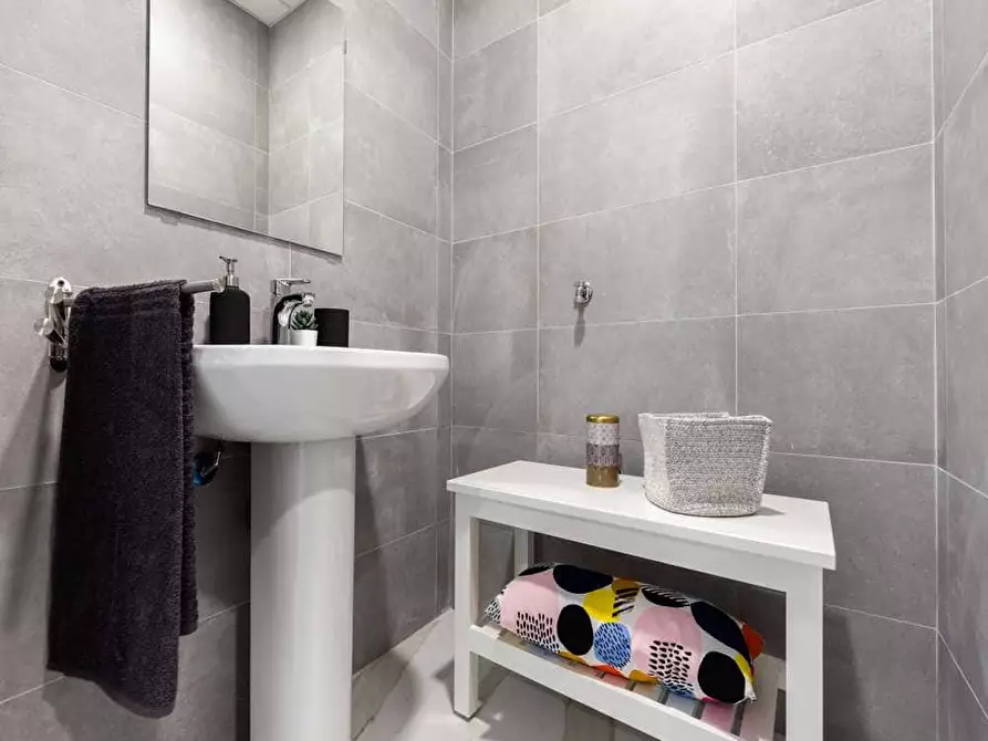 Immagine 15 di Camera in affitto  in Viale Bligny28 a Milano