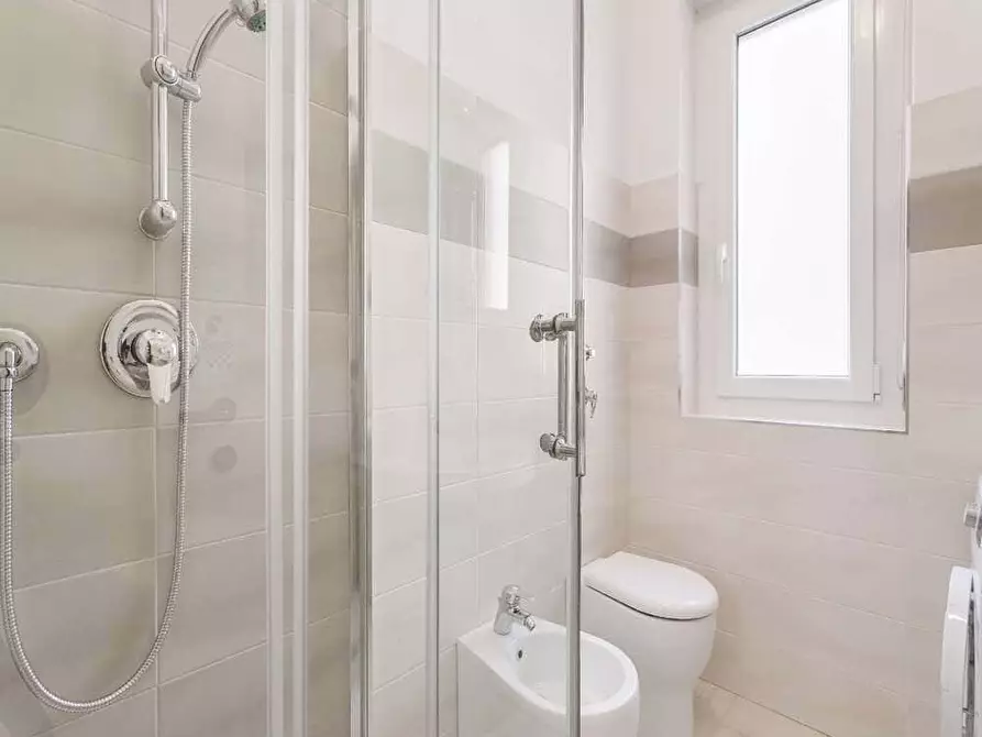 Immagine 32 di Camera in affitto  in Via Felice Bellotti11 a Milano