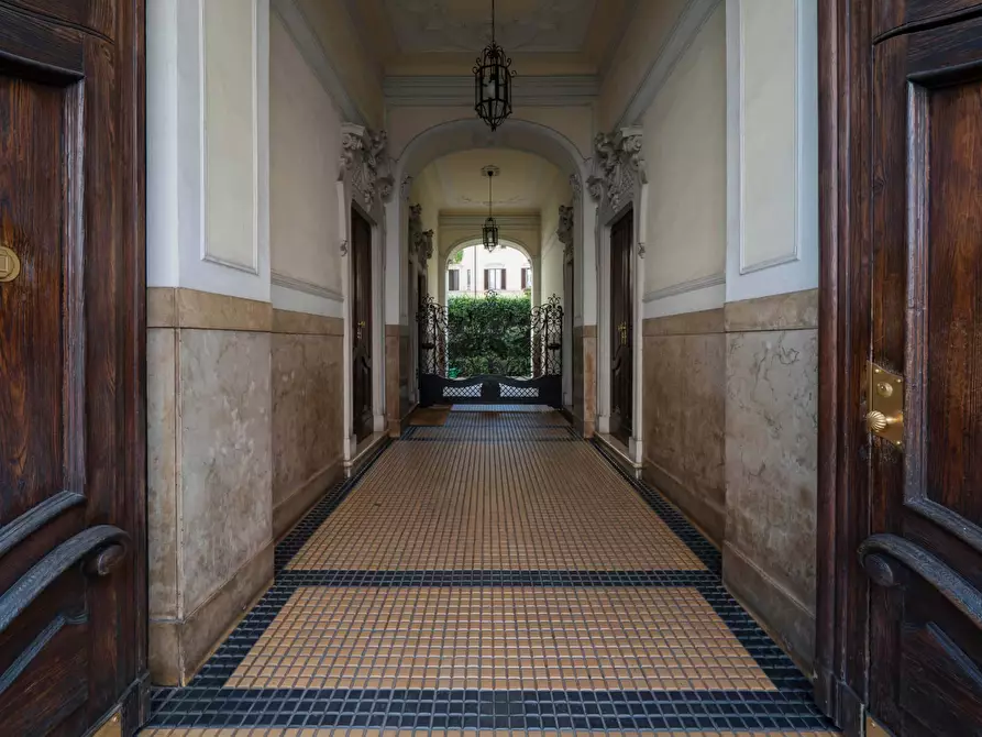 Immagine 82 di Appartamento in affitto  in Corso Vercelli1 a Milano