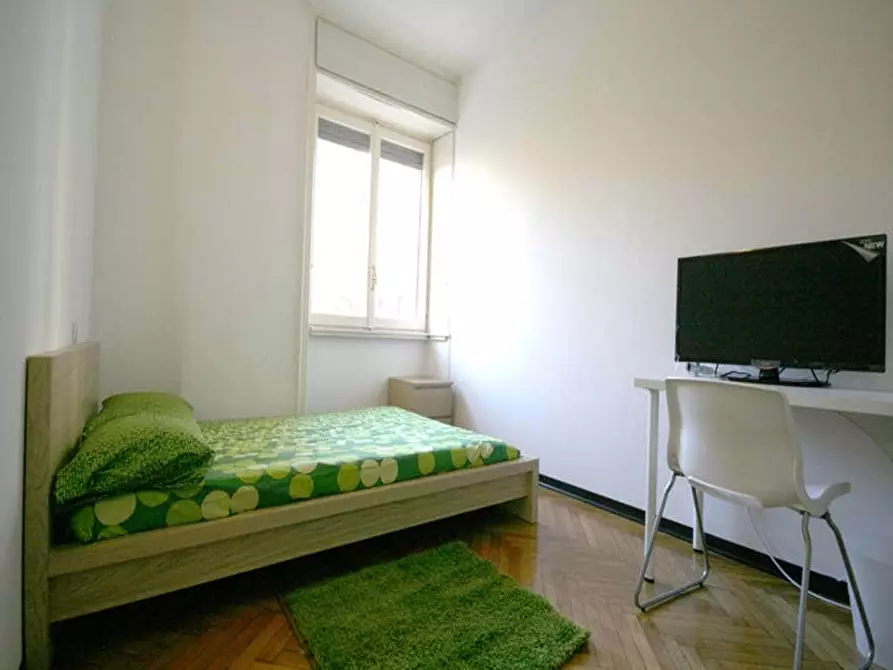 Immagine 6 di Camera in affitto  in Via Lecco22 a Milano