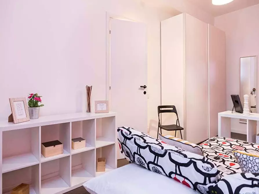 Immagine 4 di Camera in affitto  in Via Antonio Canova25 a Milano