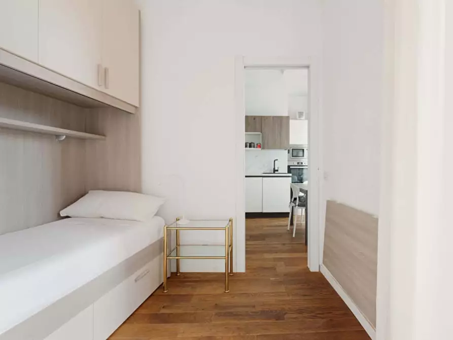 Immagine 12 di Appartamento in affitto  in Viale Tunisia25 a Milano