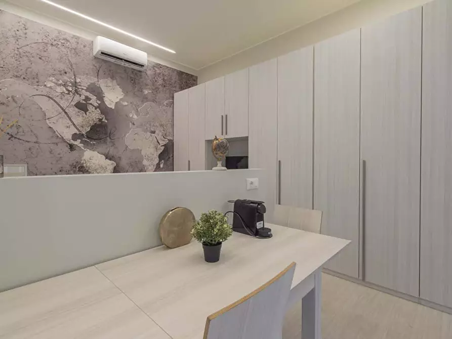 Immagine 13 di Appartamento in affitto  in Via Privata Paolo Dal Pozzo Toscanelli10 a Milano
