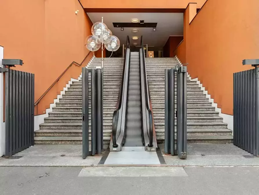 Immagine 38 di Appartamento in affitto  in Via San Marco a Milano