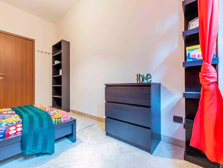 Immagine 3 di Camera in affitto  in Via Andrea Solari43/2 a Milano