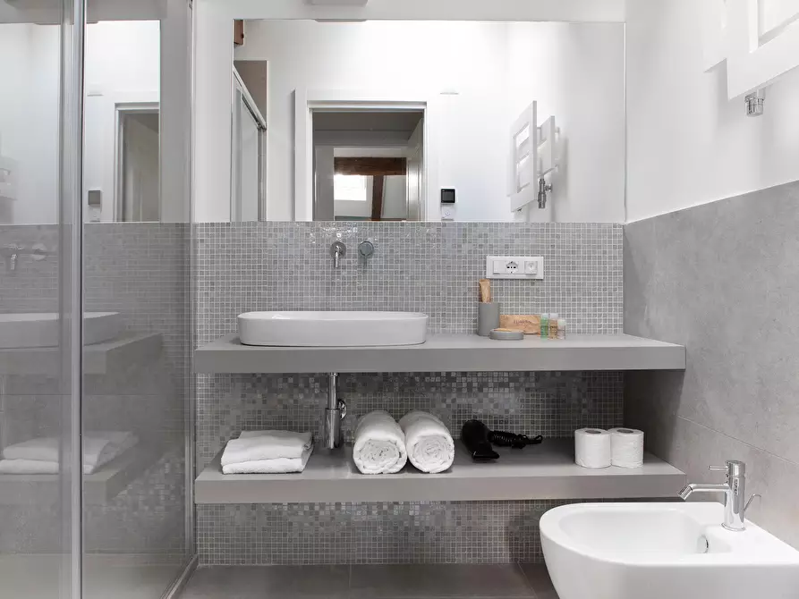 Immagine 16 di Appartamento in affitto  in Via dell'Indipendenza24 a Bologna