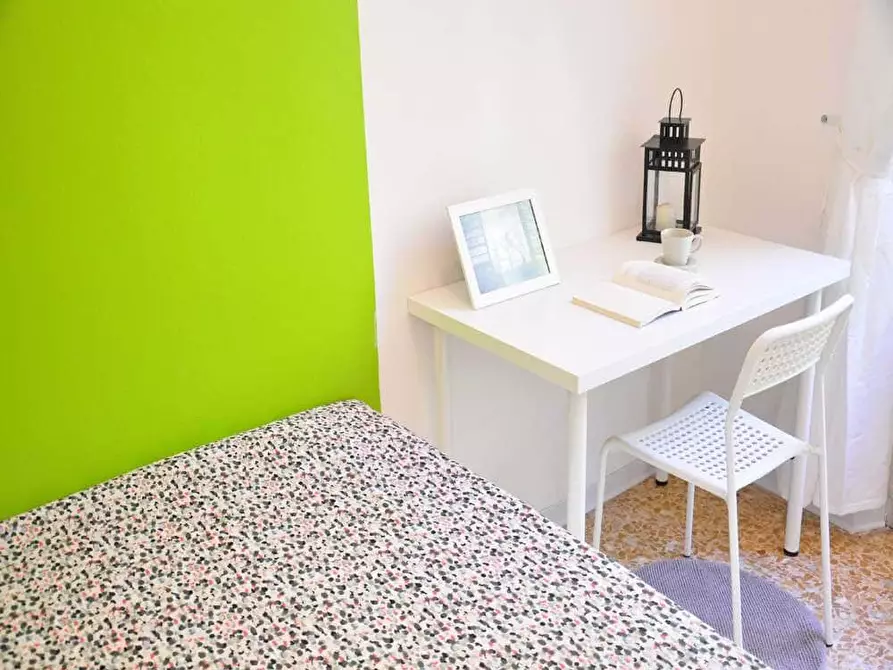 Immagine 8 di Camera in affitto  in Viale Abruzzi68 a Milano