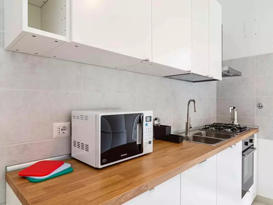 Immagine 6 di Camera in affitto  in Via Tiziano18 a Milano