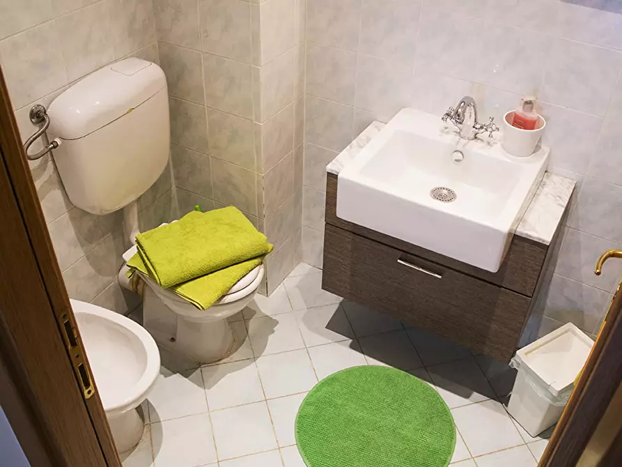 Immagine 38 di Appartamento in affitto  in Via Casilina3u a Roma