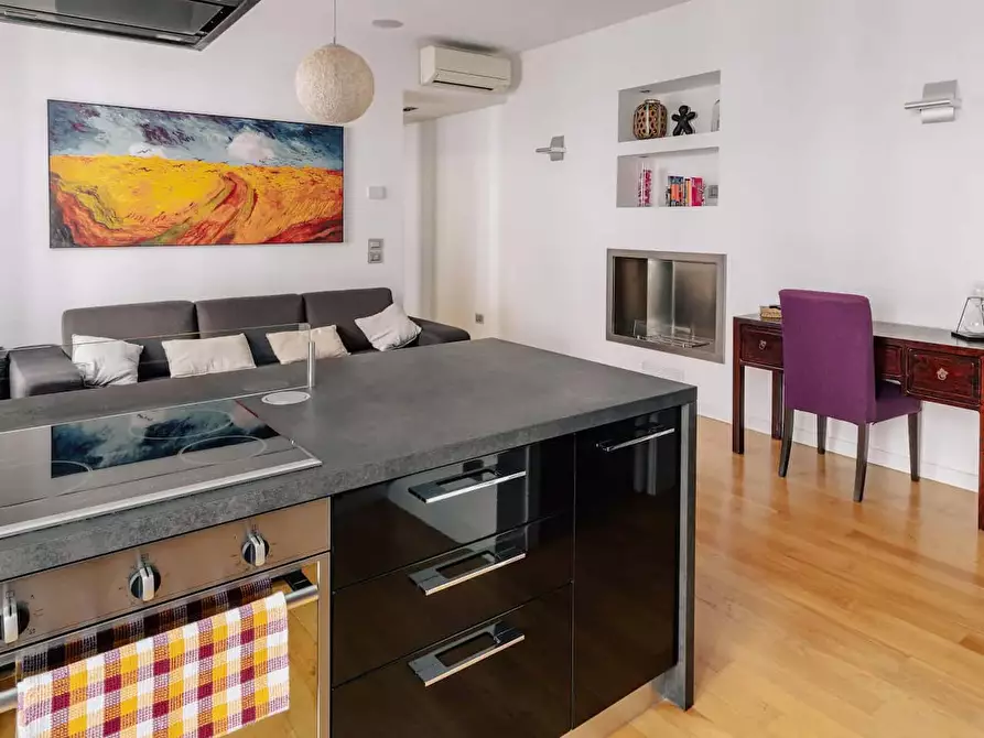 Immagine 17 di Appartamento in affitto  in Via Lazzaro Palazzi9 a Milano