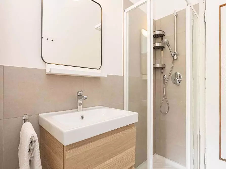 Immagine 14 di Camera in affitto  in Viale Emilio Caldara46 a Milano