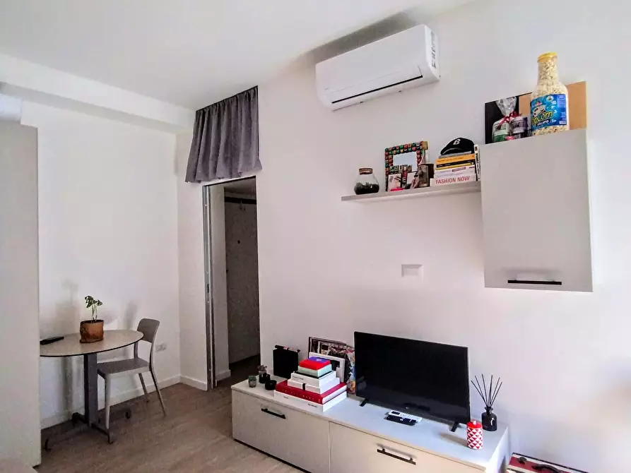 Immagine 3 di Appartamento in affitto  in Via Bari a Milano