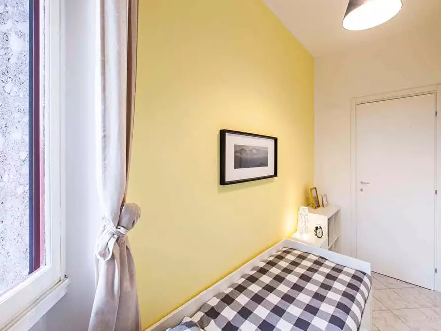 Immagine 5 di Camera in affitto  in Via Salvatore Barzilai9 a Milano