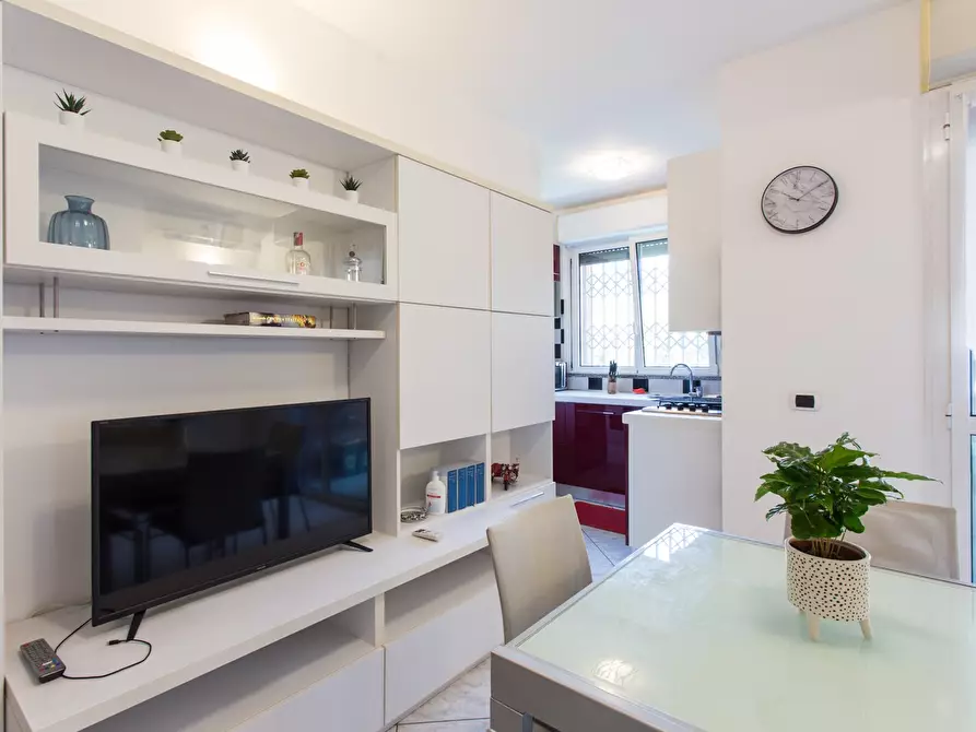 Immagine 2 di Appartamento in affitto  in Via Donna Prassede7 a Milano