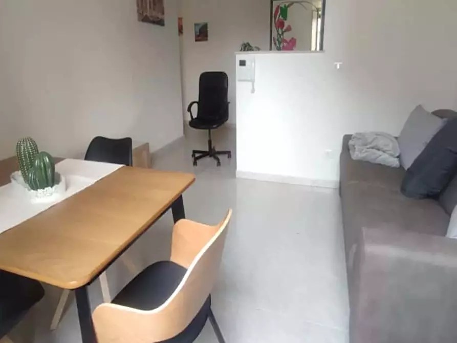 Immagine 5 di Camera in affitto  in Largo Vercelli10 a Roma