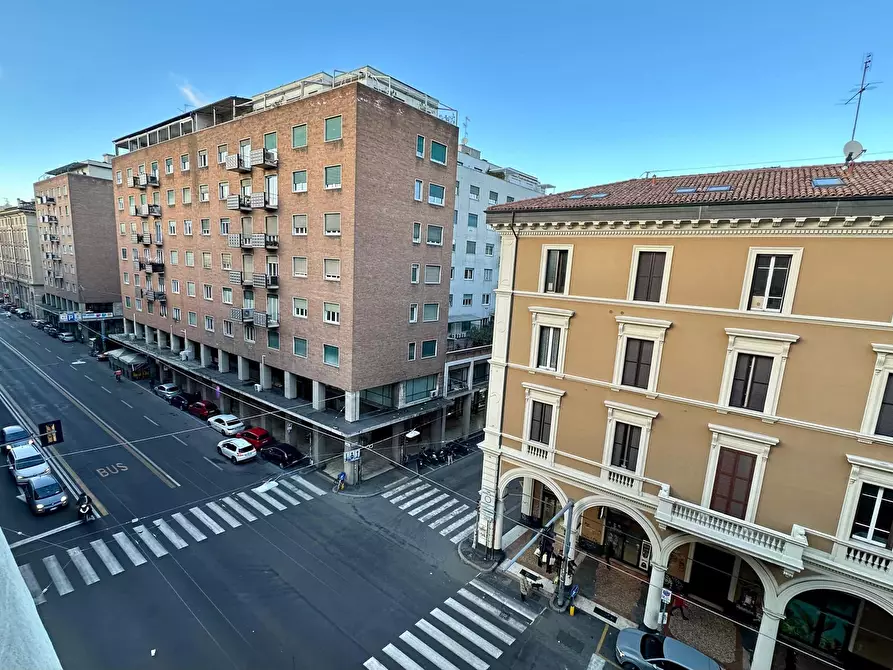 Immagine 14 di Appartamento in affitto  in Via Irnerio23 a Bologna