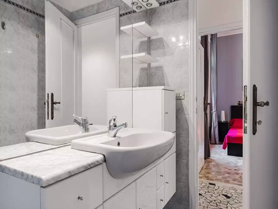 Immagine 14 di Camera in affitto  in Via delle Belle Arti21 a Bologna